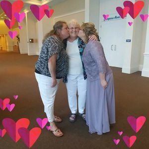 Meet your Posher, Becky